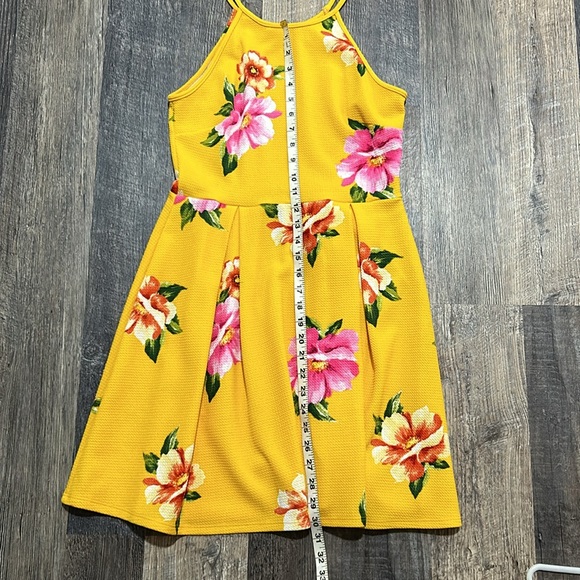 Soprano Yellow Floral Fit & Flare Skater Halter Dress Summer Spring Medium - Picture 6 of 7